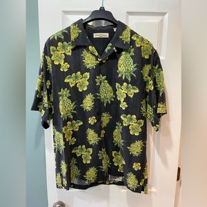 Tommy Bahama Men’s Large Hawaiian Silk Floral Short Sleeve Button Up Shirt Green